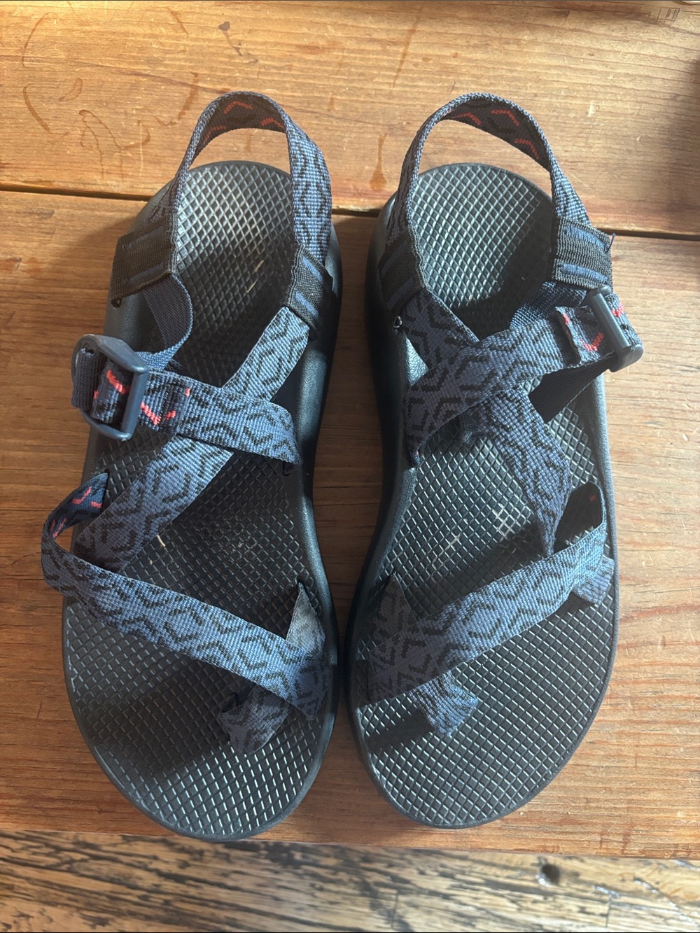 Chaco Men’s Z2 Sandals. Black soles with dark blue pattern